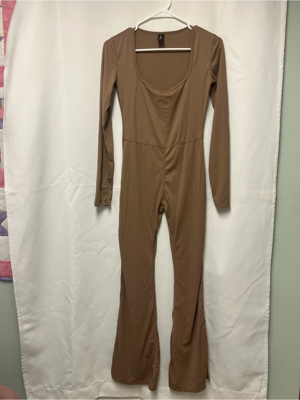 Scoop-Neck Long Sleeve Flare Jumpsuit in Brown